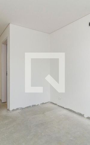 Casa de condomínio à venda com 455m², 4 quartos e 4 vagas Casa de condomínio à venda com 455m², 4 quartos e 4 vagasSuíte 3