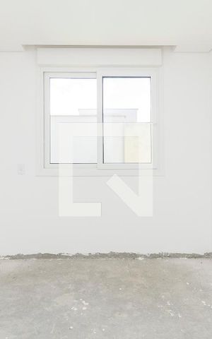 Casa de condomínio à venda com 455m², 4 quartos e 4 vagas Casa de condomínio à venda com 455m², 4 quartos e 4 vagasSuíte 2