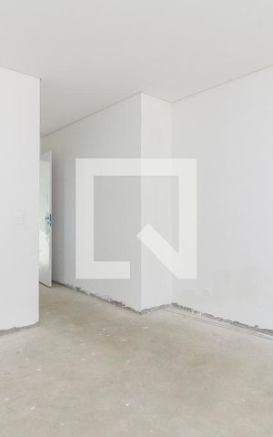 Casa de condomínio à venda com 455m², 4 quartos e 4 vagas Casa de condomínio à venda com 455m², 4 quartos e 4 vagasSuíte 1