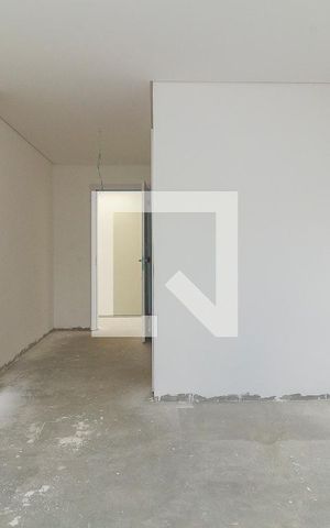 Casa de condomínio à venda com 455m², 4 quartos e 4 vagas Casa de condomínio à venda com 455m², 4 quartos e 4 vagasSuíte 3