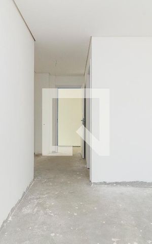 Casa de condomínio à venda com 455m², 4 quartos e 4 vagas Casa de condomínio à venda com 455m², 4 quartos e 4 vagasSuíte 2