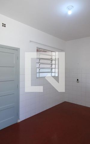 Casa para alugar com 81m², 2 quartos e sem vagaCozinha