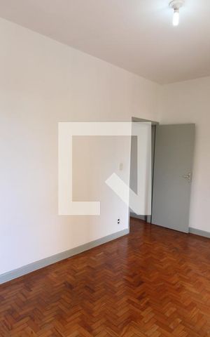 Casa para alugar com 81m², 2 quartos e sem vagaSala