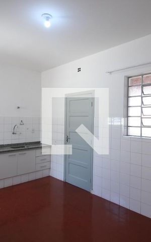 Casa para alugar com 81m², 2 quartos e sem vagaCozinha