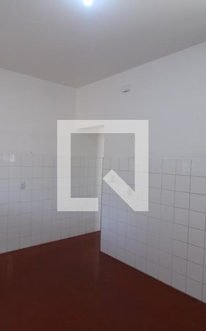 Casa para alugar com 81m², 2 quartos e sem vagaCozinha