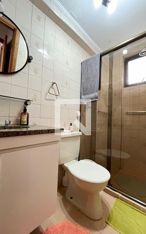 Apartamento à venda com 80m², 3 quartos e 1 vaga Apartamento à venda com 80m², 3 quartos e 1 vagaBanheiro