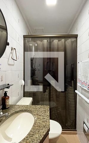 Apartamento à venda com 80m², 3 quartos e 1 vaga Apartamento à venda com 80m², 3 quartos e 1 vagaBanheiro 2