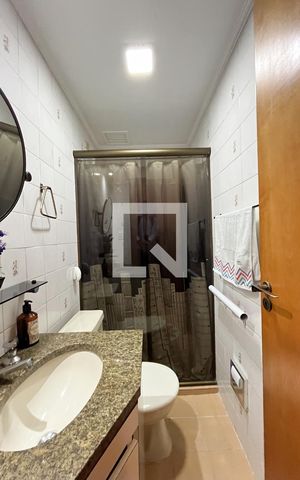 Apartamento à venda com 80m², 3 quartos e 1 vaga Apartamento à venda com 80m², 3 quartos e 1 vagaBanheiro 2