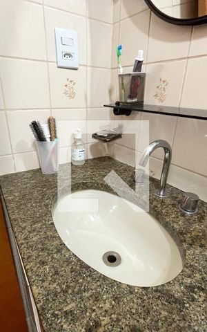 Apartamento à venda com 80m², 3 quartos e 1 vaga Apartamento à venda com 80m², 3 quartos e 1 vagaBanheiro 2