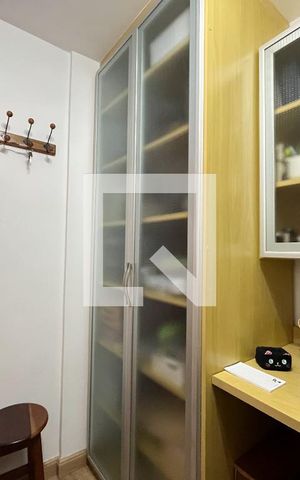 Apartamento à venda com 80m², 3 quartos e 1 vaga Apartamento à venda com 80m², 3 quartos e 1 vagaEscritório