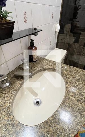 Apartamento à venda com 80m², 3 quartos e 1 vaga Apartamento à venda com 80m², 3 quartos e 1 vagaBanheiro 2
