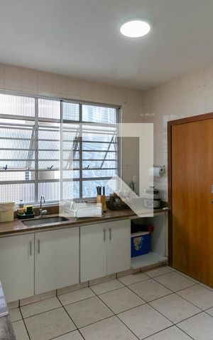 Apartamento à venda com 150m², 4 quartos e 2 vagas Apartamento à venda com 150m², 4 quartos e 2 vagasCozinha