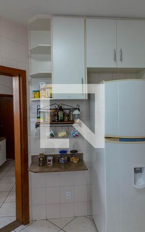 Apartamento à venda com 150m², 4 quartos e 2 vagas Apartamento à venda com 150m², 4 quartos e 2 vagasCozinha