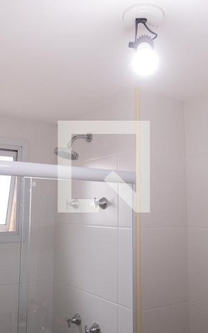 Apartamento à venda com 75m², 2 quartos e 1 vaga Apartamento à venda com 75m², 2 quartos e 1 vagaBanheiro da Suíte 1