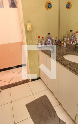Casa à venda com 0m², 3 quartos e 3 vagasBanheiro