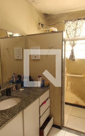 Casa à venda com 0m², 3 quartos e 3 vagasBanheiro