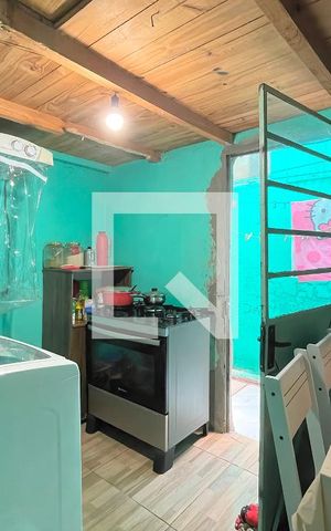 Casa à venda com 60m², 2 quartos e 1 vaga Casa à venda com 60m², 2 quartos e 1 vagaCozinha