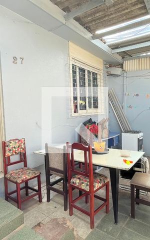 Casa à venda com 60m², 2 quartos e 1 vaga Casa à venda com 60m², 2 quartos e 1 vagaÁrea externa