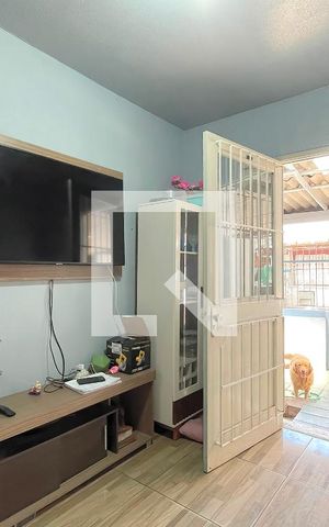 Casa à venda com 60m², 2 quartos e 1 vaga Casa à venda com 60m², 2 quartos e 1 vagaSala