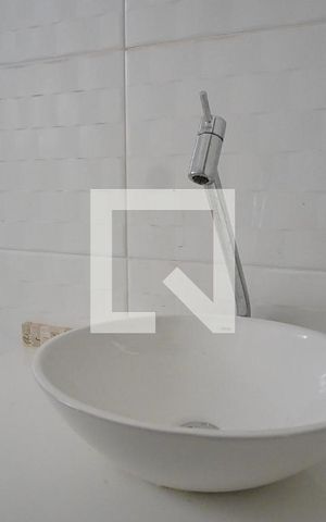 Apartamento à venda com 92m², 2 quartos e sem vagaBanheiro - torneira