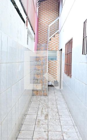 Casa para alugar com 90m², 3 quartos e 2 vagasCorredor