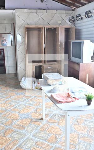 Casa para alugar com 90m², 3 quartos e 2 vagaslavanderia 