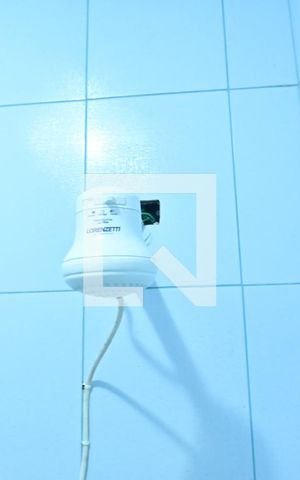 Casa para alugar com 90m², 3 quartos e 2 vagasBanheiro 