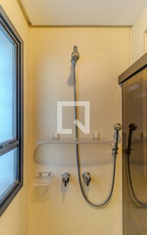 Apartamento para alugar com 245m², 4 quartos e 3 vagasBanheiro da Suíte 2