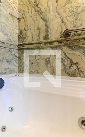 Apartamento para alugar com 245m², 4 quartos e 3 vagasBanheiro da Suíte 3