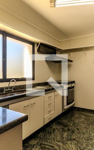 Apartamento para alugar com 245m², 4 quartos e 3 vagasCozinha