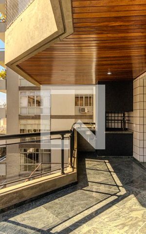 Apartamento para alugar com 245m², 4 quartos e 3 vagasVaranda 