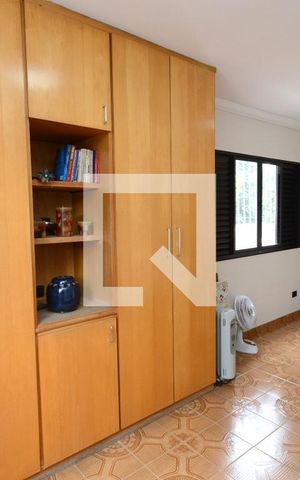Casa à venda com 167m², 4 quartos e 2 vagasSuíte 3