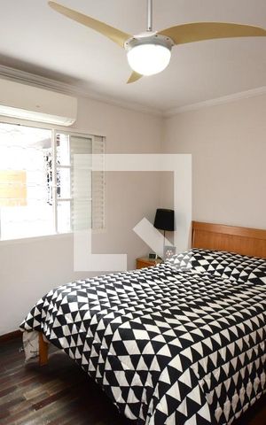 Casa à venda com 167m², 4 quartos e 2 vagasSuíte 1