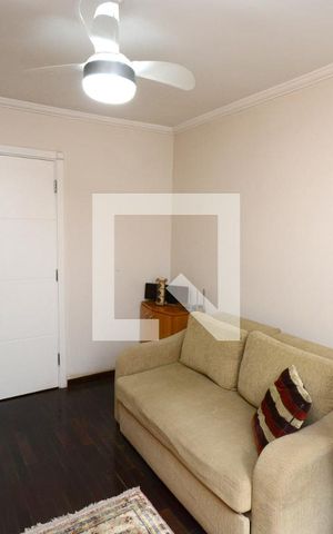 Casa à venda com 167m², 4 quartos e 2 vagasSuíte 2