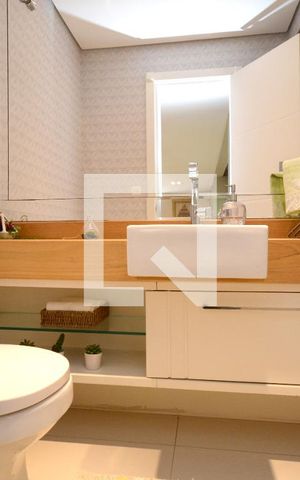 Casa à venda com 167m², 4 quartos e 2 vagasLavabo