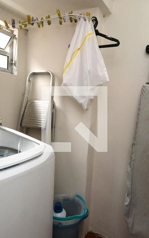 Casa à venda com 167m², 4 quartos e 2 vagasÁrea de Serviço
