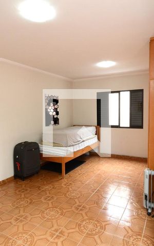 Casa à venda com 167m², 4 quartos e 2 vagasSuíte 3