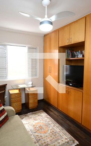Casa à venda com 167m², 4 quartos e 2 vagasSuíte 2