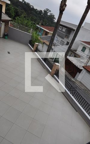 Casa para alugar com 300m², 3 quartos e 3 vagasVista da Suite 3