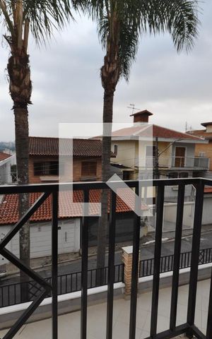 Casa para alugar com 300m², 3 quartos e 3 vagasSacada da Suíte 1