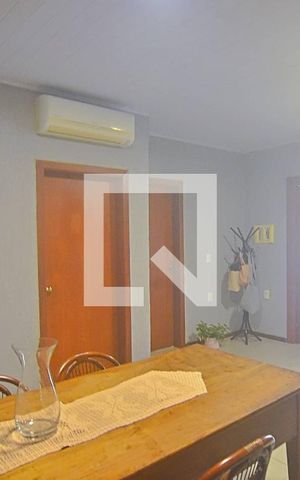 Casa à venda com 132m², 3 quartos e 5 vagas Casa à venda com 132m², 3 quartos e 5 vagasSala 2