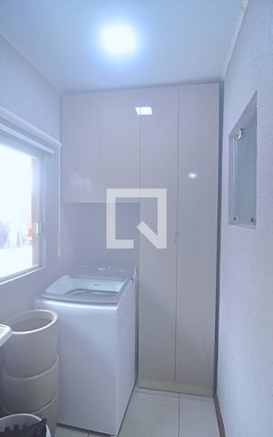 Casa à venda com 132m², 3 quartos e 5 vagas Casa à venda com 132m², 3 quartos e 5 vagasÁrea de Serviço