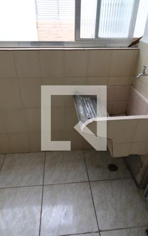 Apartamento para alugar com 71m², 2 quartos e 1 vagaÁrea de Serviço