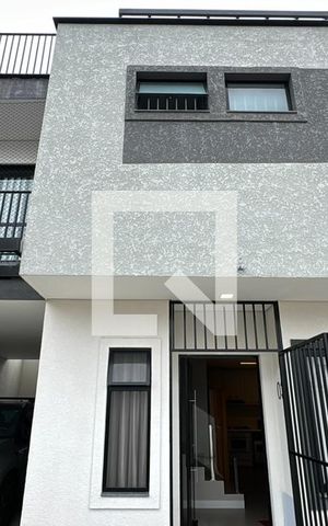 Casa à venda com 166m², 3 quartos e 4 vagasÁrea Externa