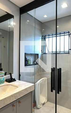 Casa à venda com 166m², 3 quartos e 4 vagasBanheiro