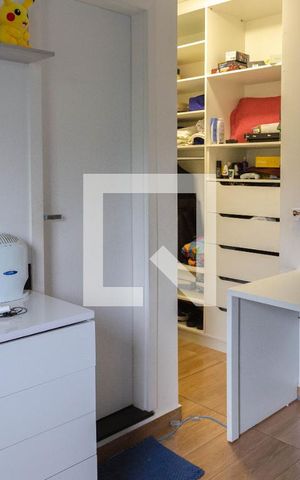 Casa à venda com 460m², 5 quartos e 6 vagas Casa à venda com 460m², 5 quartos e 6 vagasSuíte 4