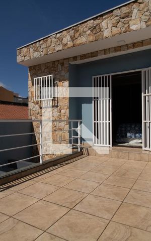Casa à venda com 160m², 3 quartos e 2 vagasVaranda