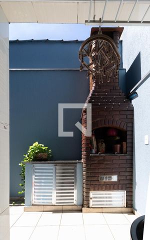 Casa à venda com 160m², 3 quartos e 2 vagasÁrea Externa