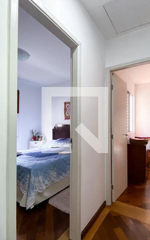 Casa de condomínio à venda com 68m², 2 quartos e 2 vagas Casa de condomínio à venda com 68m², 2 quartos e 2 vagasCorredor