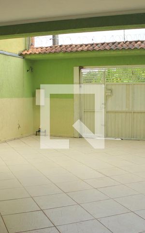 Casa à venda com 180m², 3 quartos e sem vagaGaragem